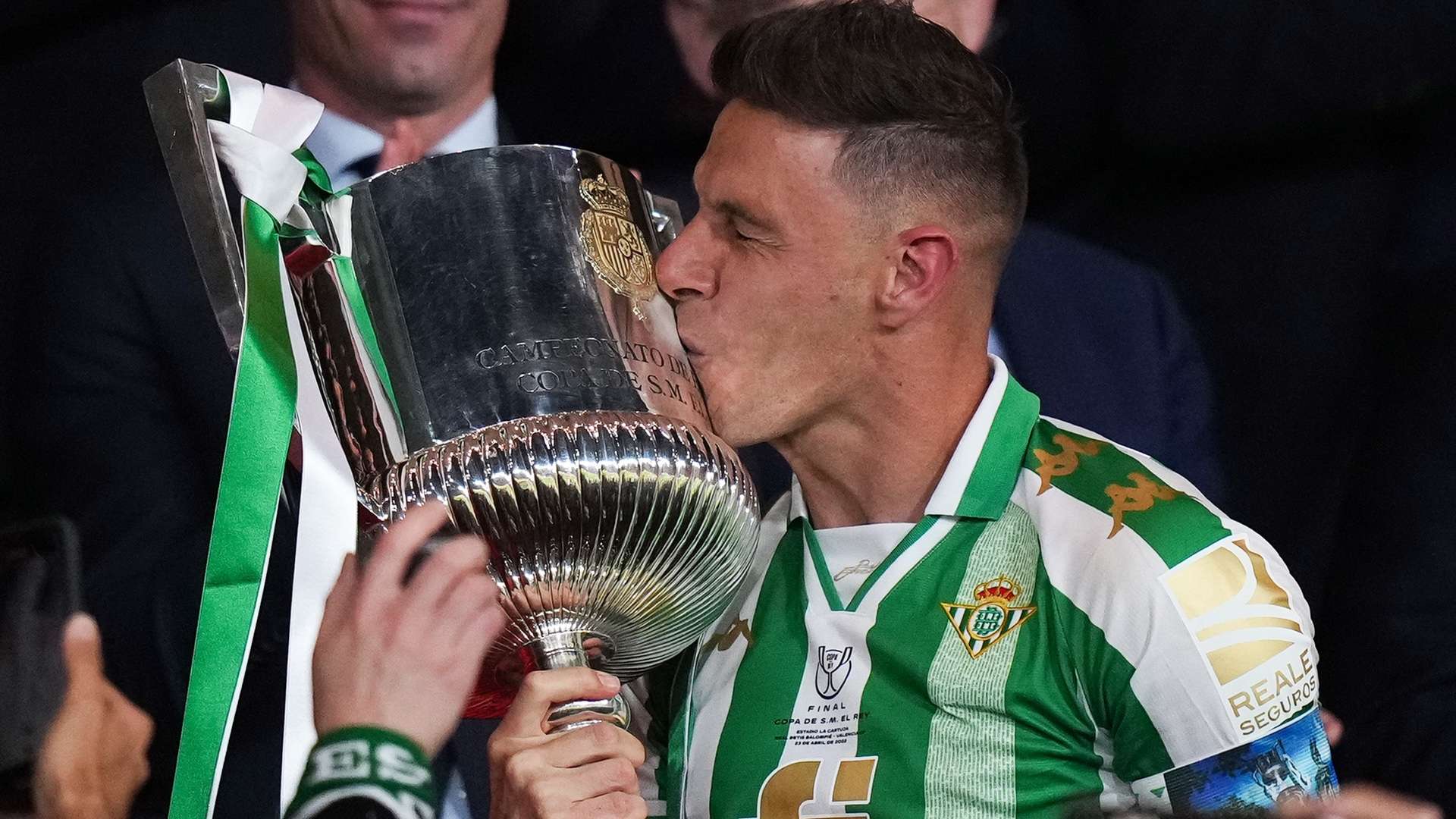 鋒的成長歷 鋒的成長歷